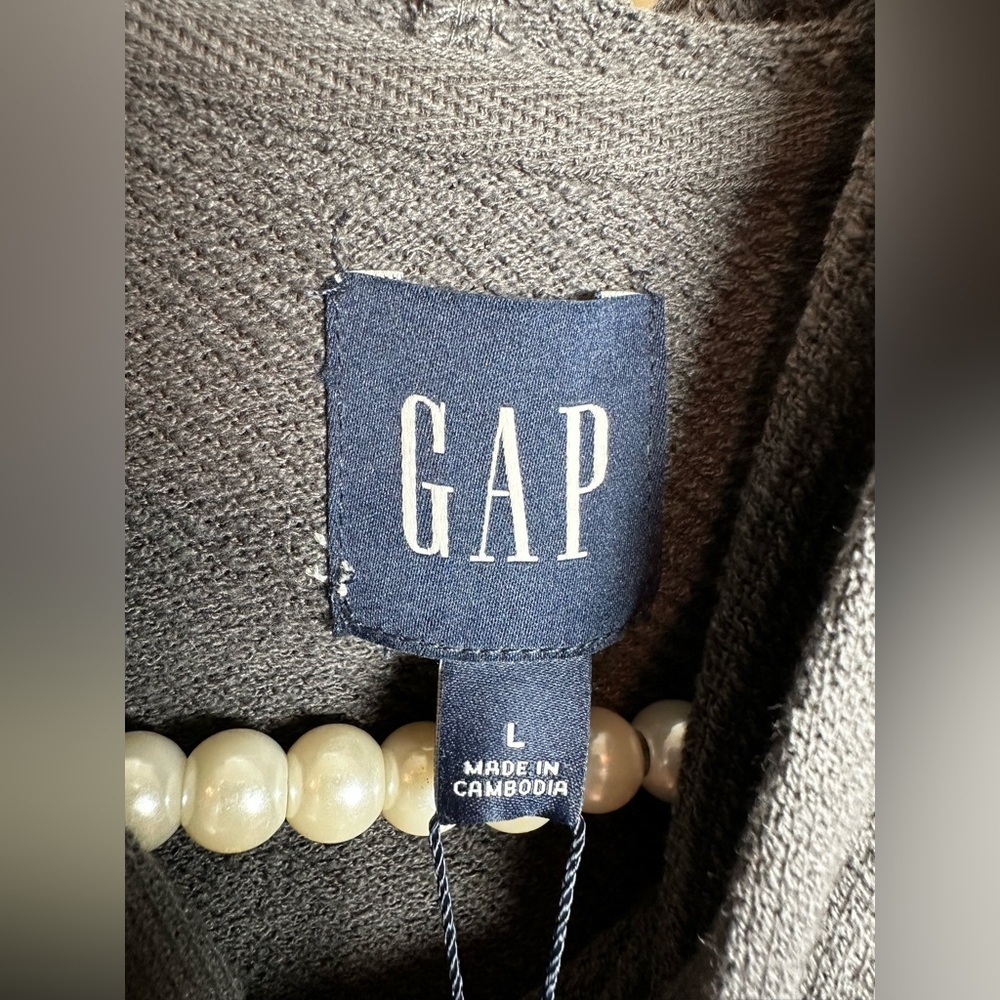 GAP Charcoal Hoodie for Men - Picture 4 of 6